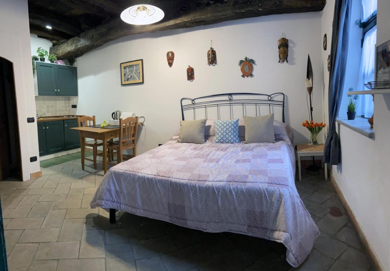 La Casa Nei Vicoli: In Centro A Due Passi Dal Lago Mandello del Lario Exterior photo